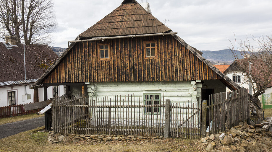 Strašín, dům po obnově, foto: NPÚ, R. Kodera, 2025